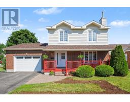 17 SMOLKIN STREET, Arnprior, Ontario