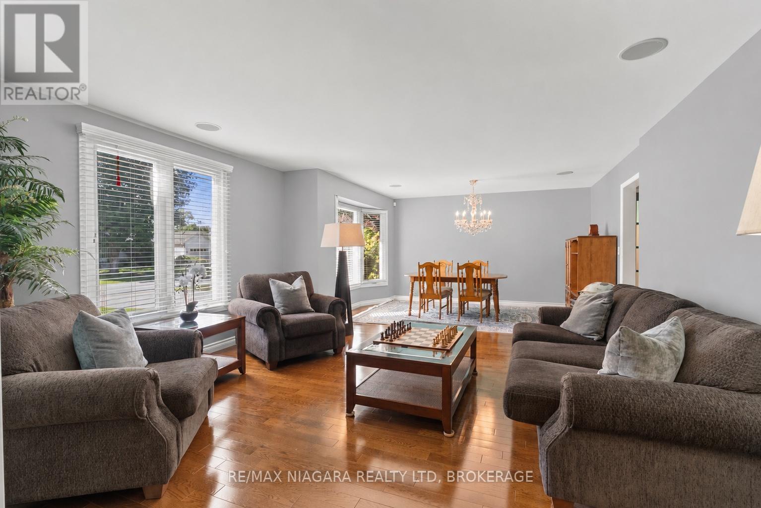 360 Dorchester Street, Niagara-On-The-Lake, Ontario  L0S 1J0 - Photo 9 - X13491380