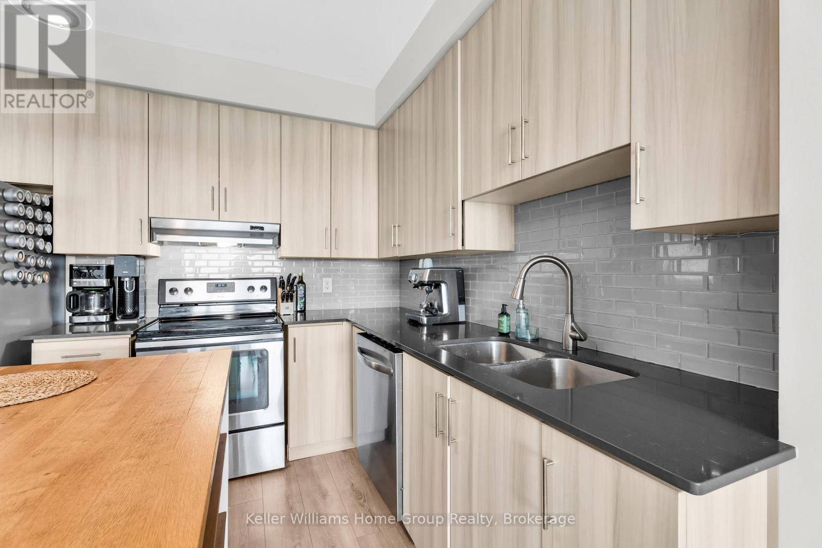 705 - 3563 Lake Shore Boulevard W, Toronto, Ontario  M8W 0A3 - Photo 15 - W13491332