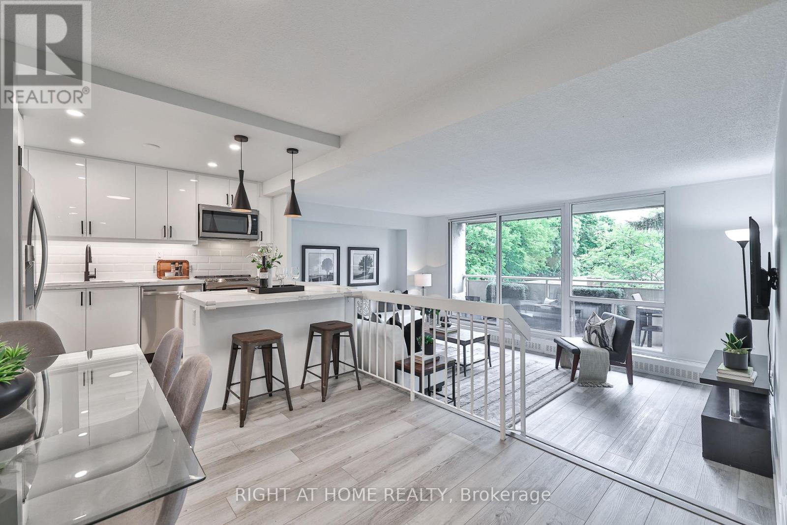 309 - 1338 York Mills Road, Toronto, Ontario  M3J 3M3 - Photo 2 - C13491398