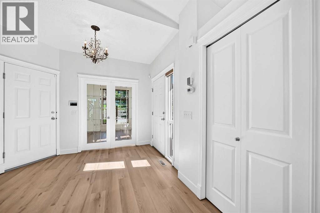 241 Springbank Terrace SW, Calgary, Alberta  T3H 4S9 - Photo 23 - A2323873