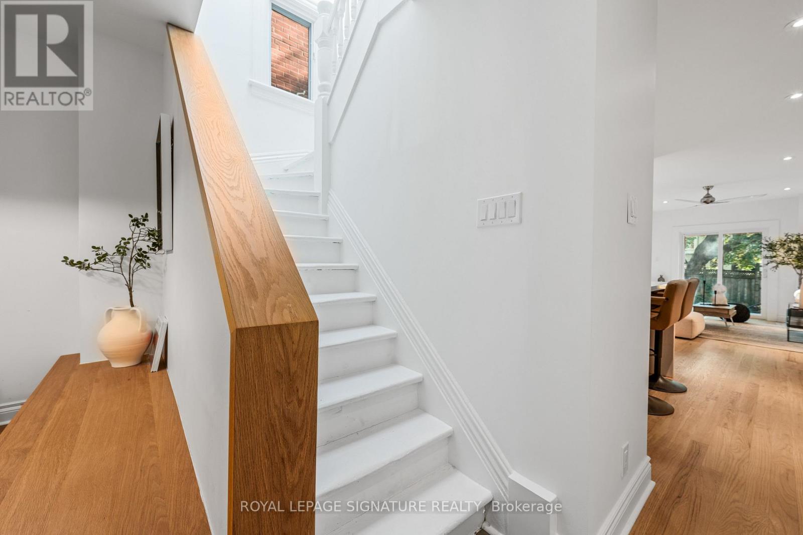 342 Logan Avenue, Toronto, Ontario  M4M 2N7 - Photo 19 - E13491348