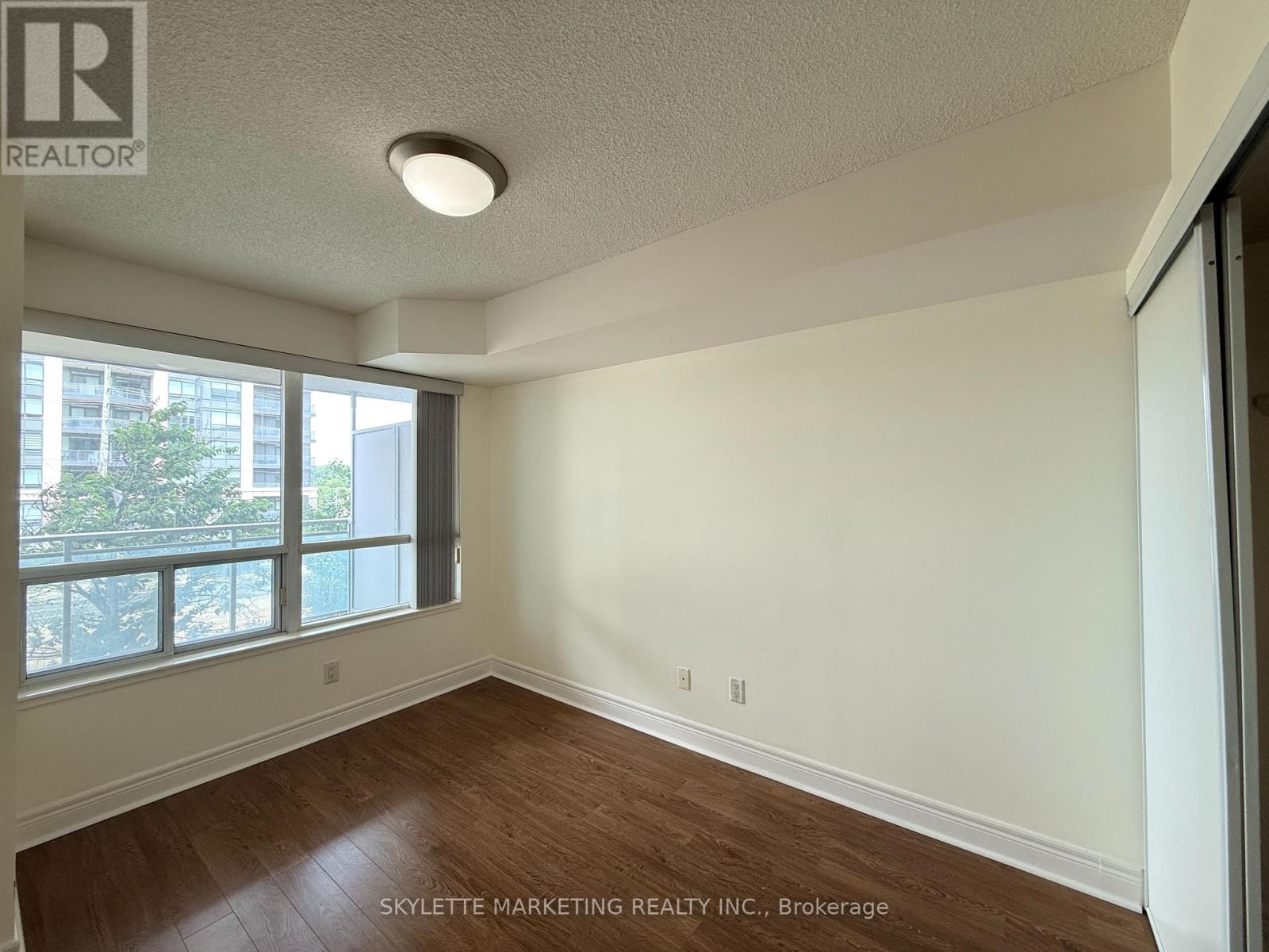 310 - 62 Suncrest Boulevard, Markham (Commerce Valley), Ontario  L3T 7Y6 - Photo 12 - N13491344