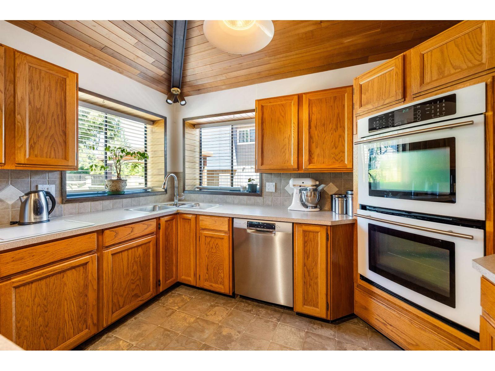 11663 Ridgecrest Drive, Delta, British Columbia  V4E 3A3 - Photo 17 - R3139871
