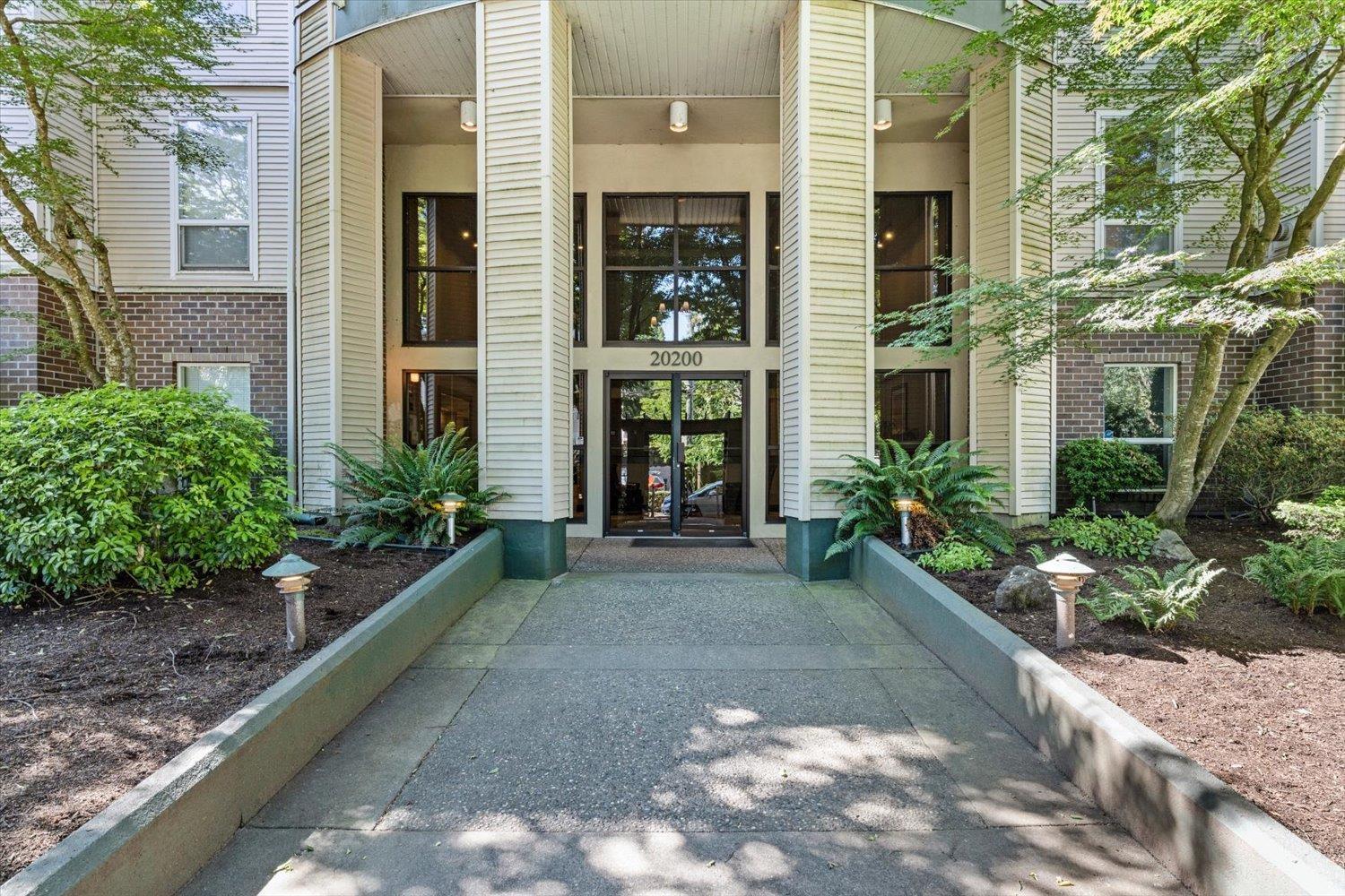 209 20200 54a Avenue, Langley, British Columbia  V3A 3W7 - Photo 2 - R3139842