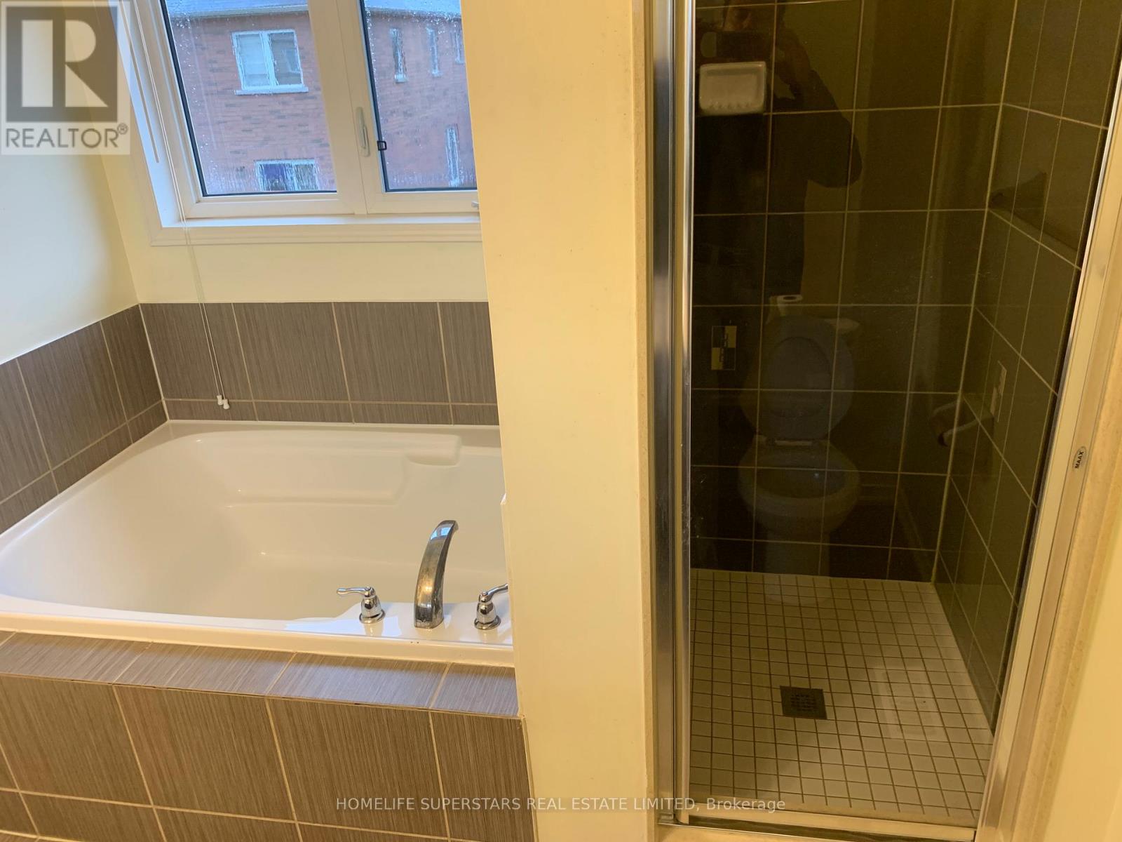 Upper - 72 Loftsmoor Drive W, Brampton, Ontario  L6R 3R2 - Photo 14 - W13491334
