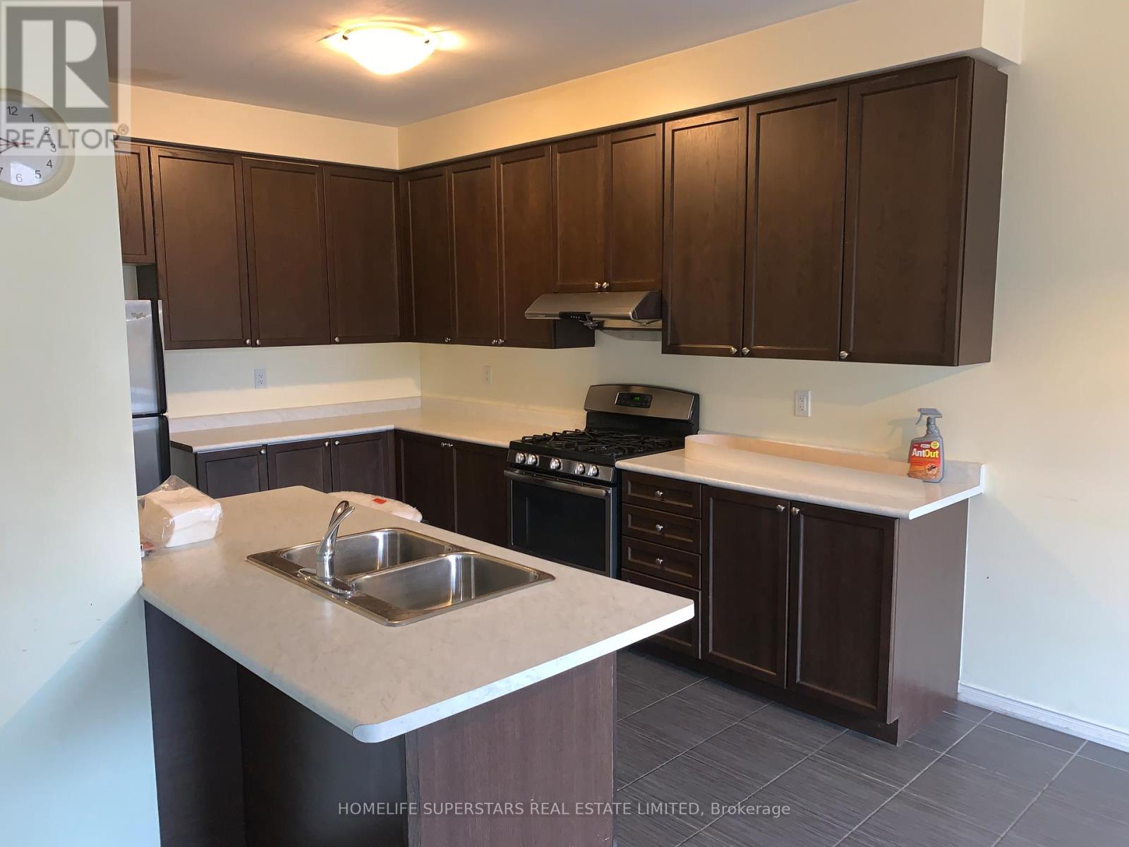 Upper - 72 Loftsmoor Drive W, Brampton, Ontario  L6R 3R2 - Photo 6 - W13491334