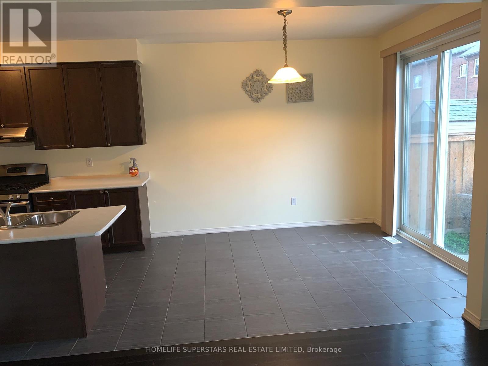 Upper - 72 Loftsmoor Drive W, Brampton, Ontario  L6R 3R2 - Photo 7 - W13491334