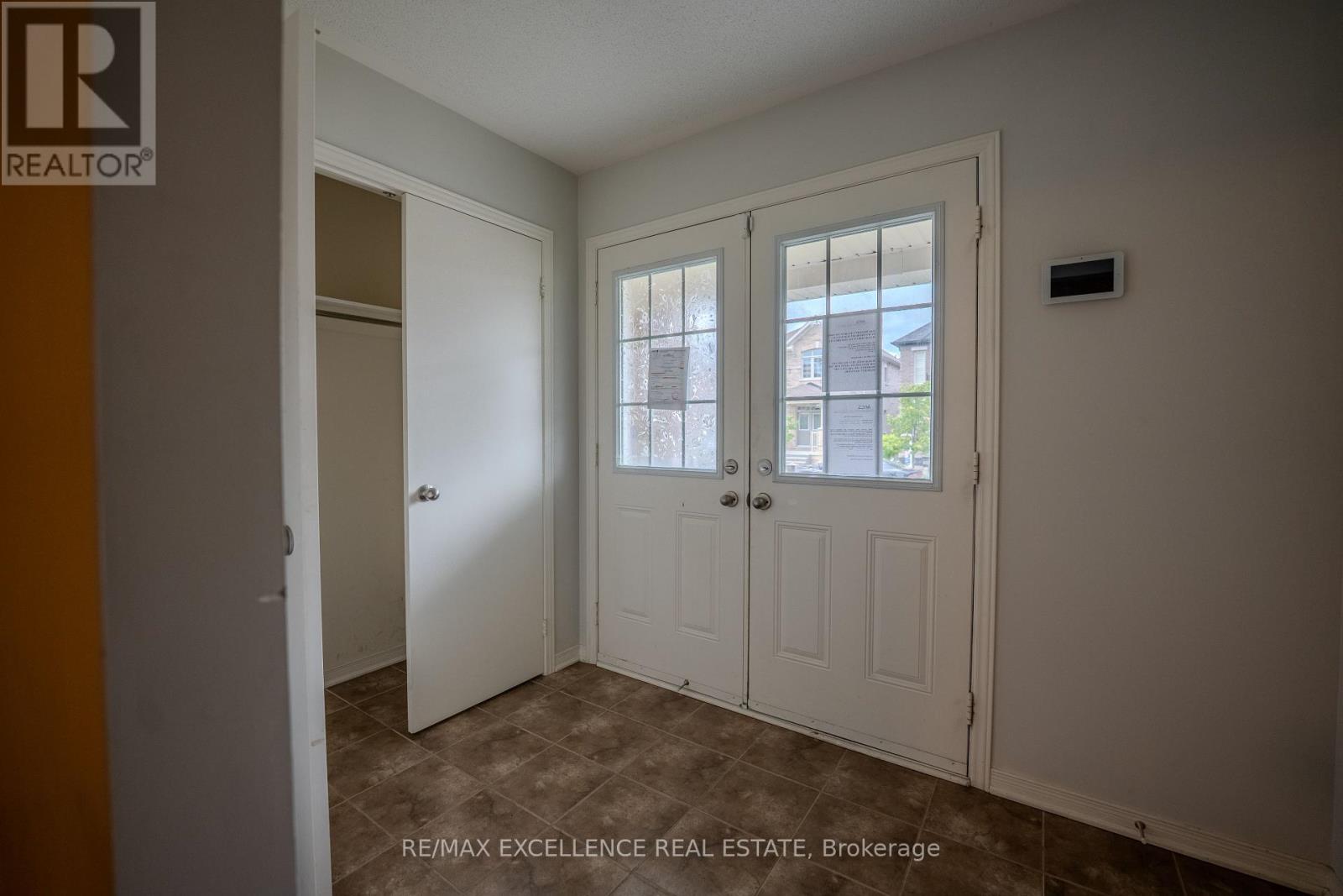 78 Deer Ridge Trail, Caledon, Ontario  L7C 3Z5 - Photo 2 - W13491428
