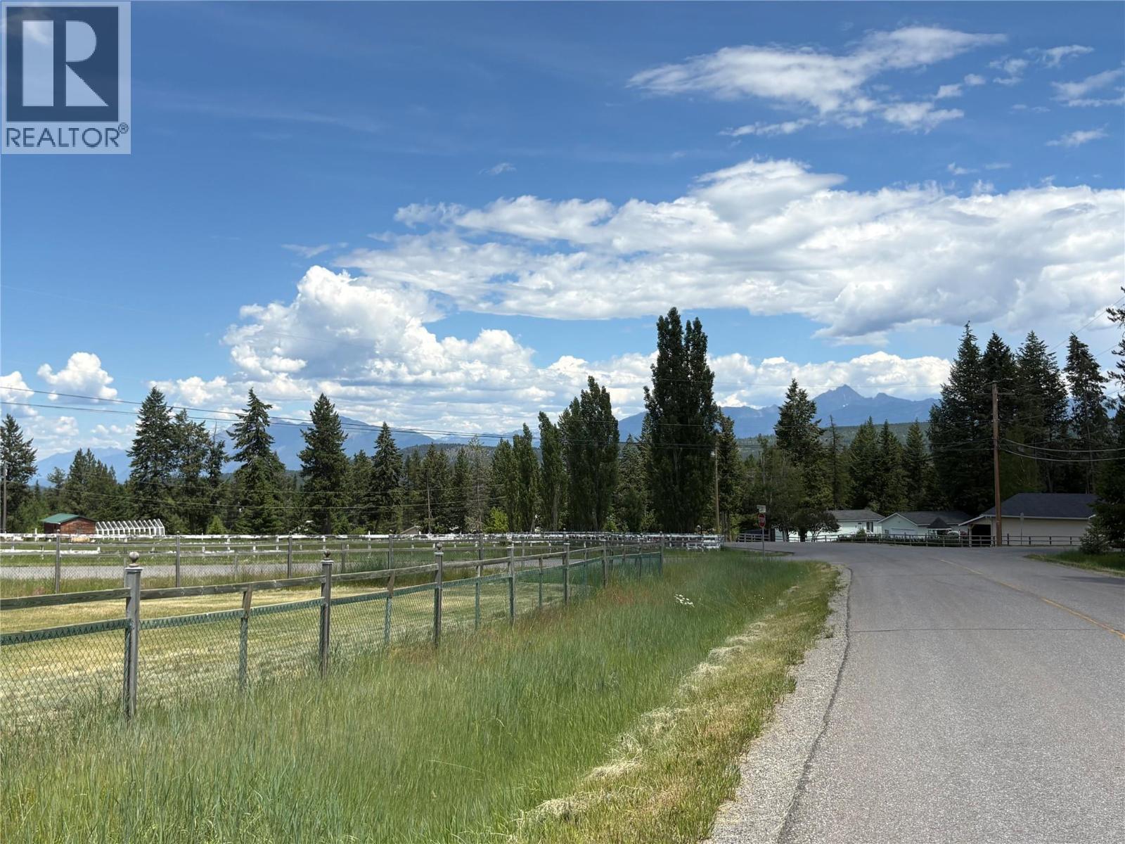 2921 Hidden Valley Road, Cranbrook, British Columbia  V1C 6Z2 - Photo 9 - 10392545