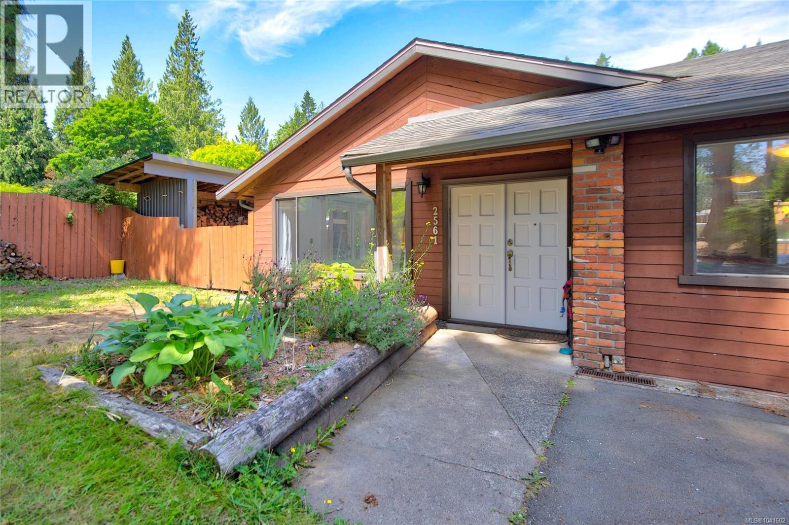 2561 Mabley Rd, Courtenay, British Columbia  V9N 9K2 - Photo 5 - 1041602