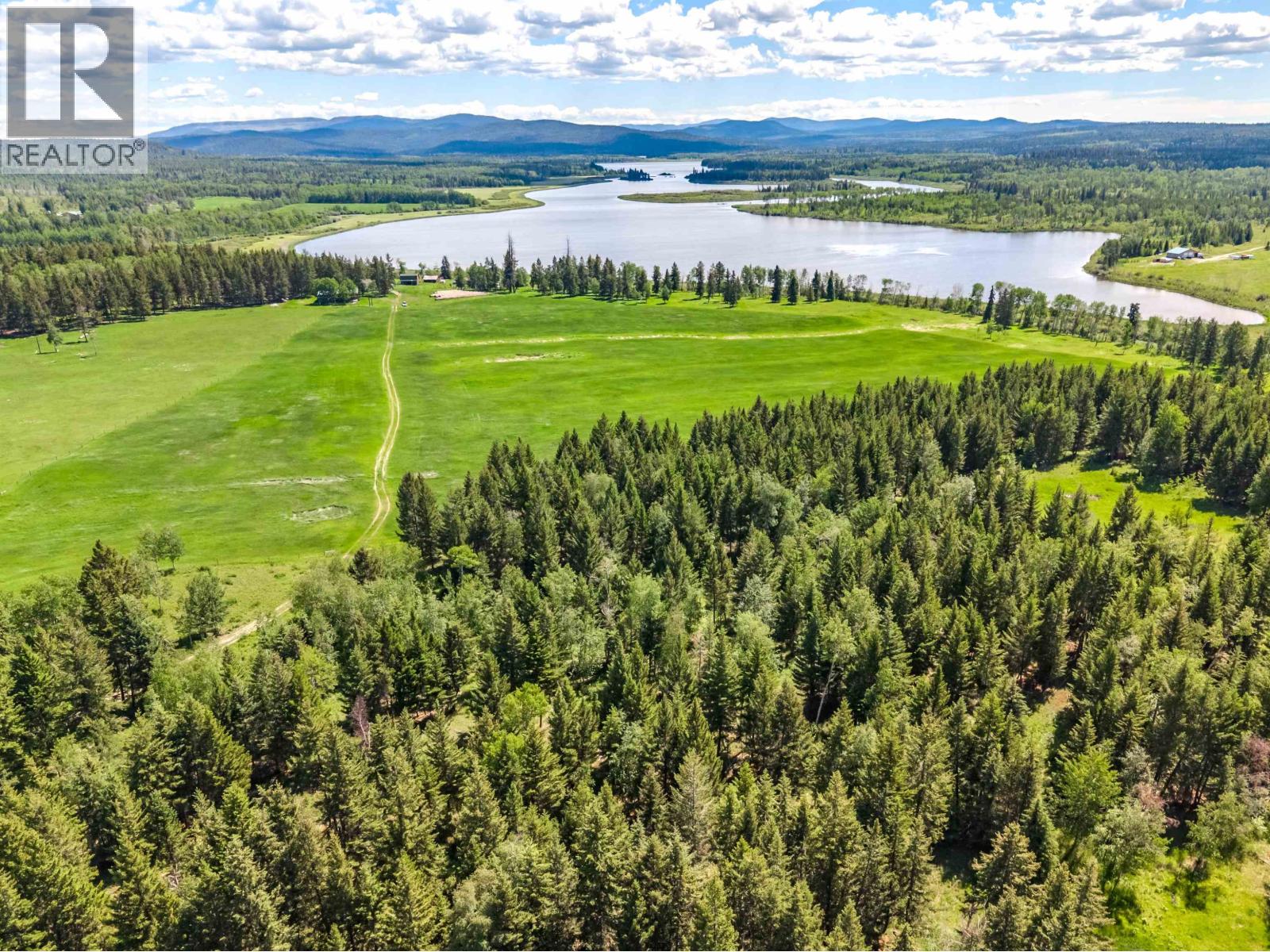 Dl 2969a Buffalo Creek Road, 100 Mile House, British Columbia  V1K 1G0 - Photo 2 - R3140154