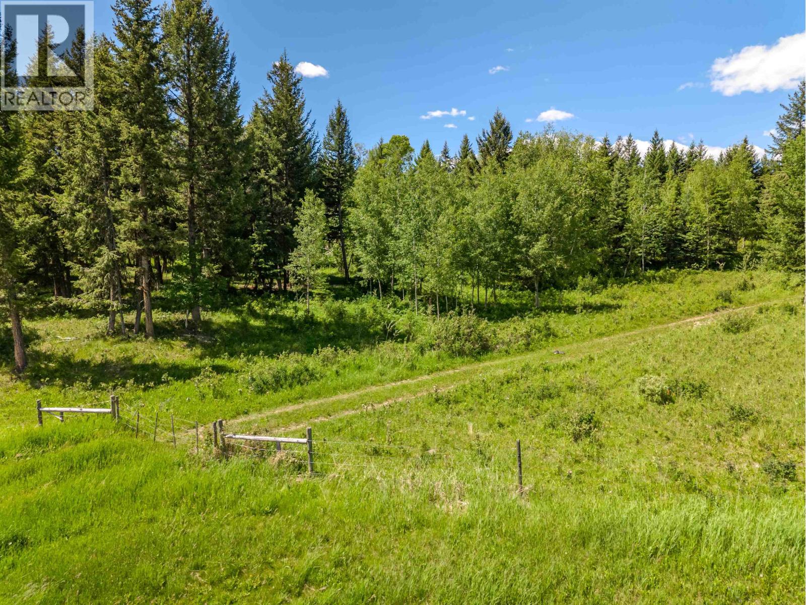 Dl 2969a Buffalo Creek Road, 100 Mile House, British Columbia  V1K 1G0 - Photo 20 - R3140154