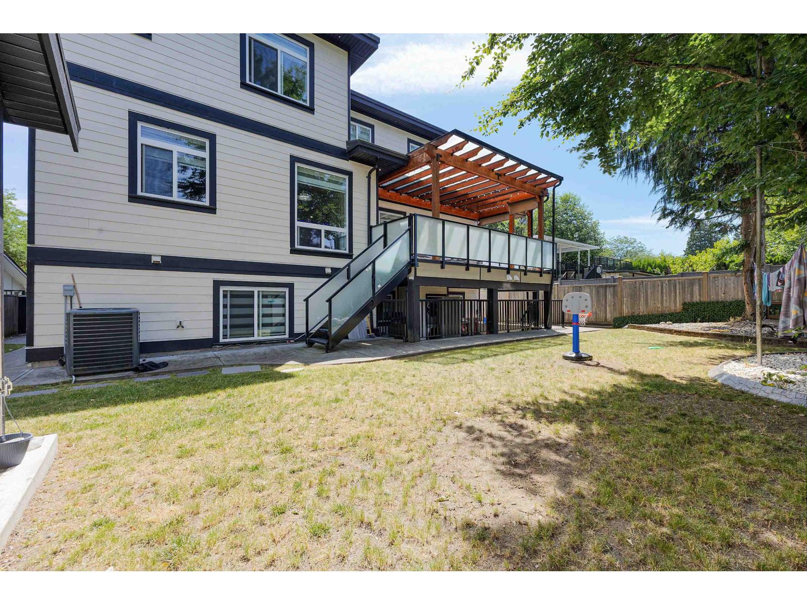 12842 Carluke Crescent, Surrey, British Columbia  V3V 6R4 - Photo 33 - R3138301