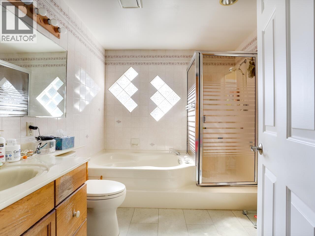 960 Porter Street, Coquitlam, British Columbia  V3J 5C2 - Photo 8 - R3077325
