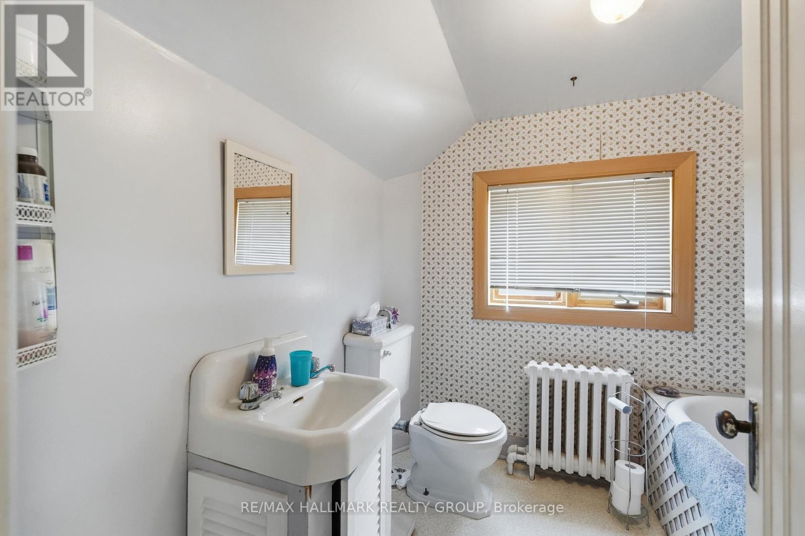 70 Queen Mary Street, Ottawa, Ontario  K1K 1X7 - Photo 31 - X13491502
