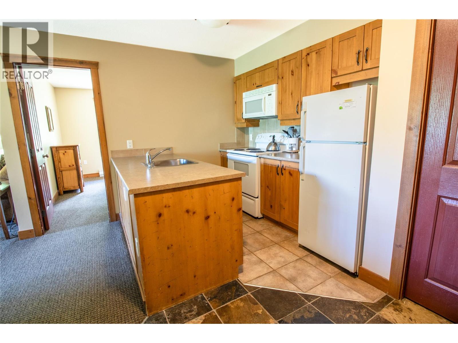 2090 Summit Drive Unit# 417, Panorama, British Columbia  V0A 1T0 - Photo 11 - 10392777