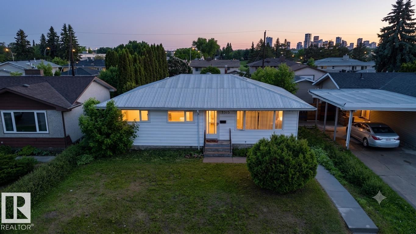 7515 130 AV NW, Edmonton, Alberta