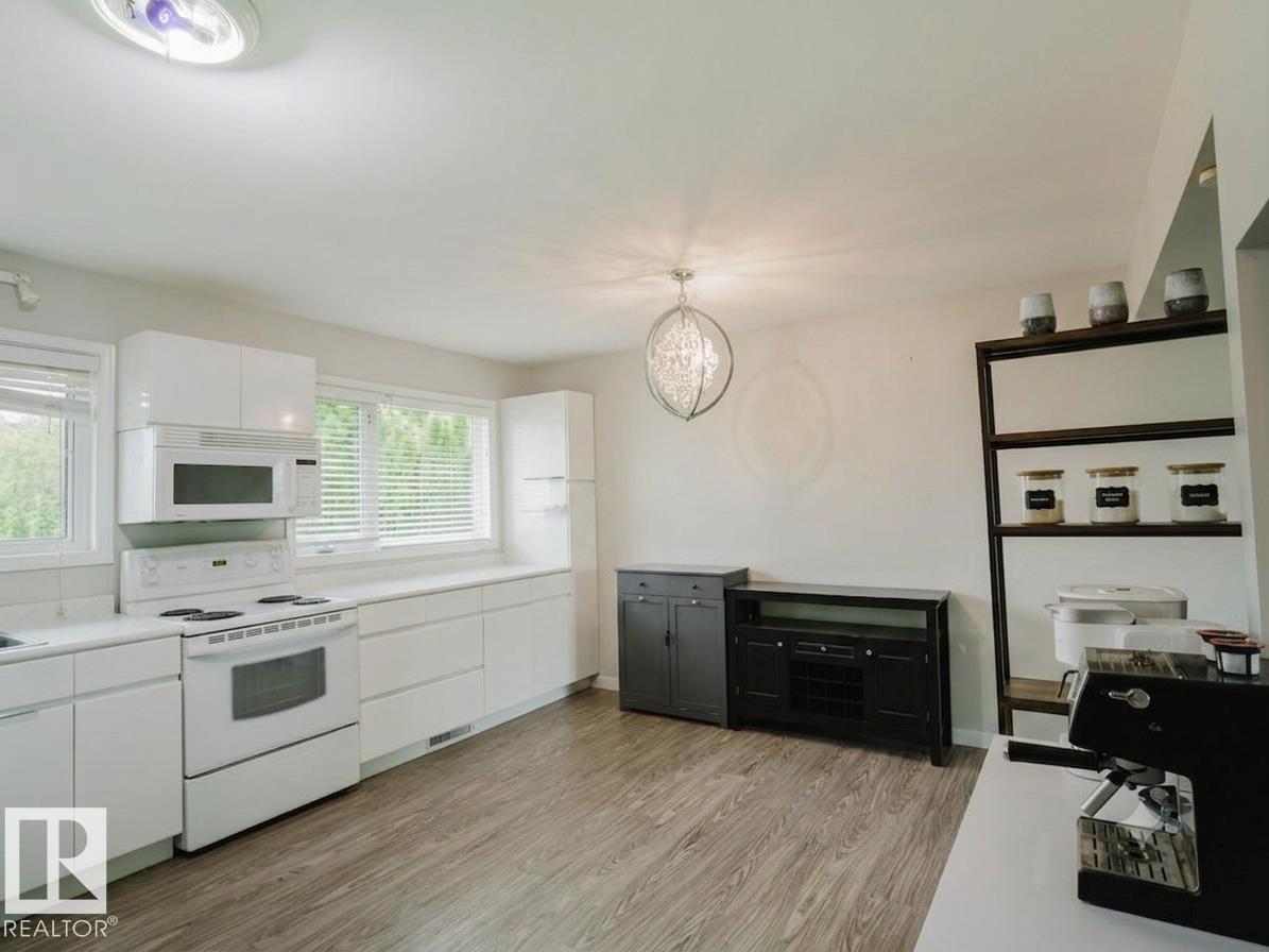 7515 130 Av NW, Edmonton, Alberta  T5C 1Y3 - Photo 6 - E4495722