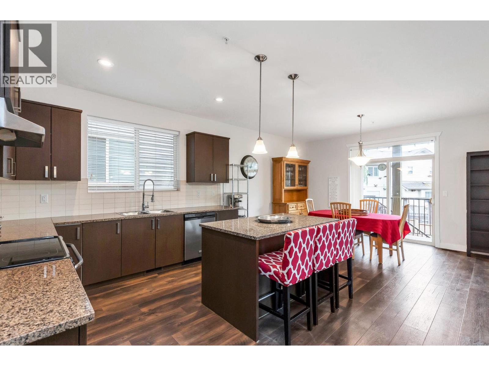 10777 Erskine Street, Maple Ridge, British Columbia  V2W 0E9 - Photo 6 - R3140041