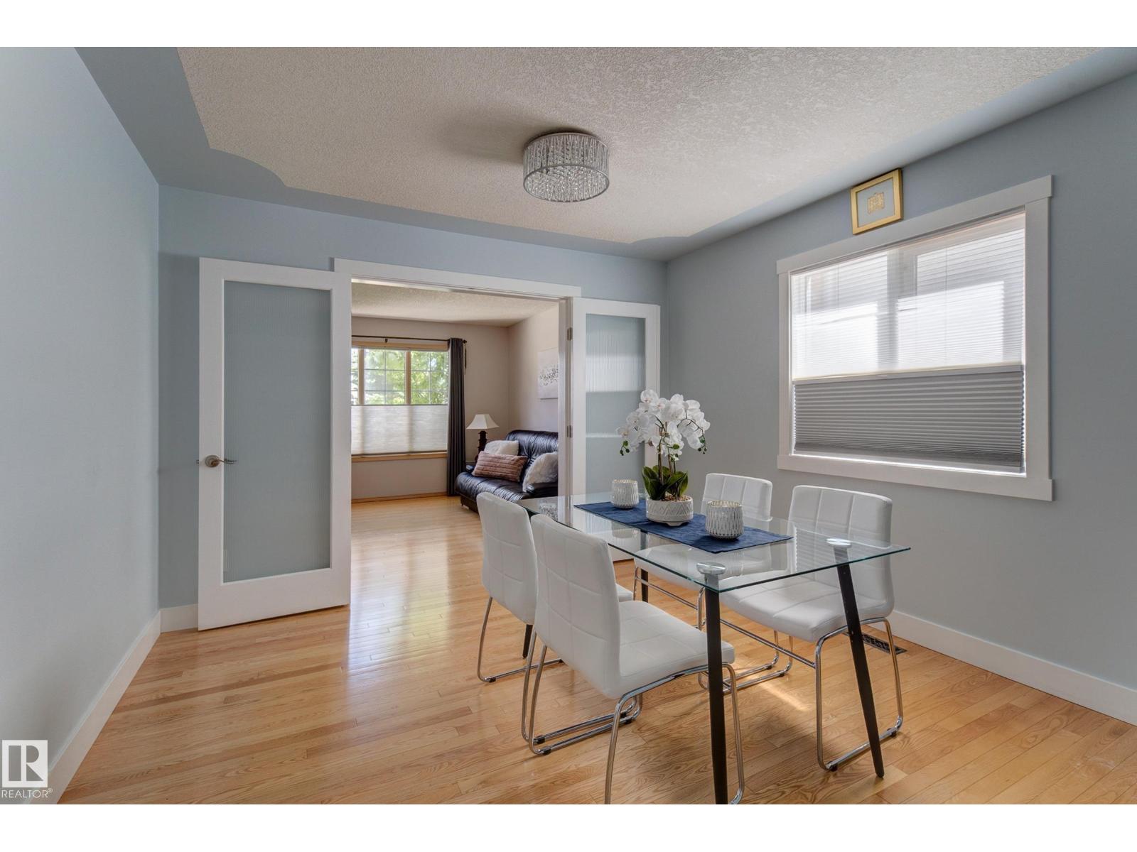 1108 112a St NW, Edmonton, Alberta  T6J 6S1 - Photo 10 - E4495730