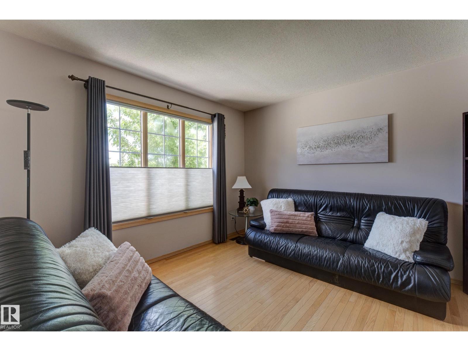 1108 112a St NW, Edmonton, Alberta  T6J 6S1 - Photo 7 - E4495730