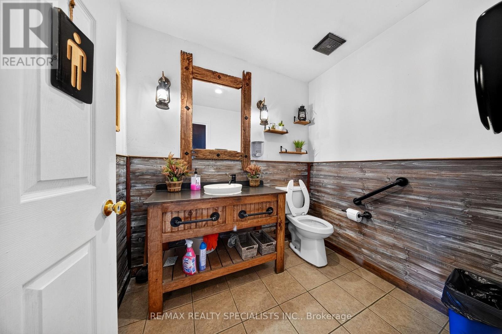 3&4 - 1747 Albion Road, Toronto, Ontario  M9V 1C3 - Photo 22 - W13491464