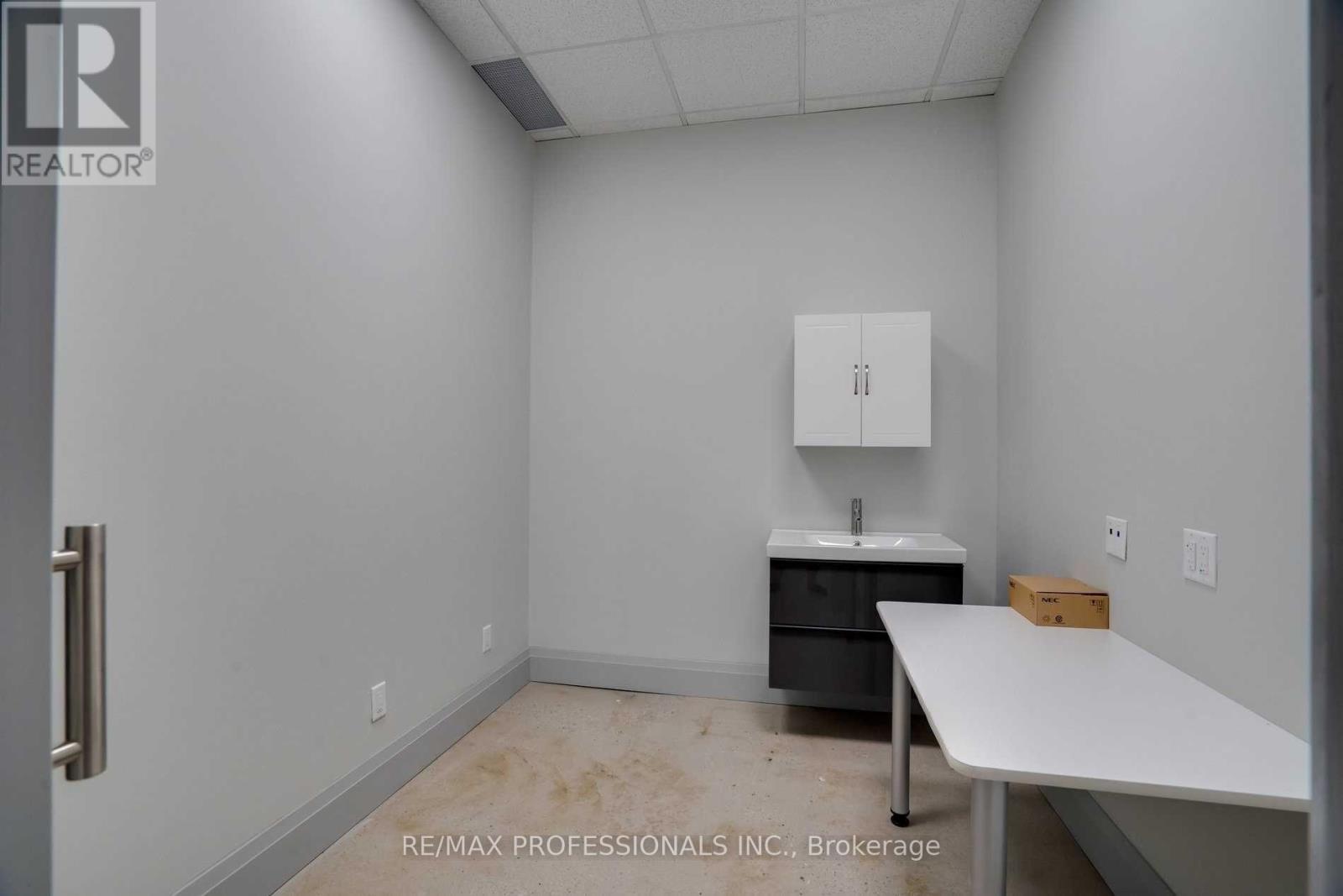 107 - 523 The Queensway Way, Toronto, Ontario  M8Y 1J7 - Photo 18 - W13491504