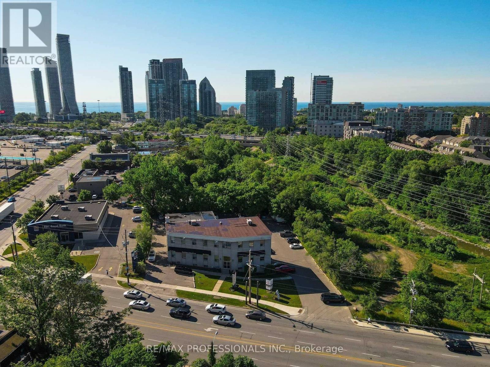 107 - 523 The Queensway Way, Toronto, Ontario  M8Y 1J7 - Photo 32 - W13491504