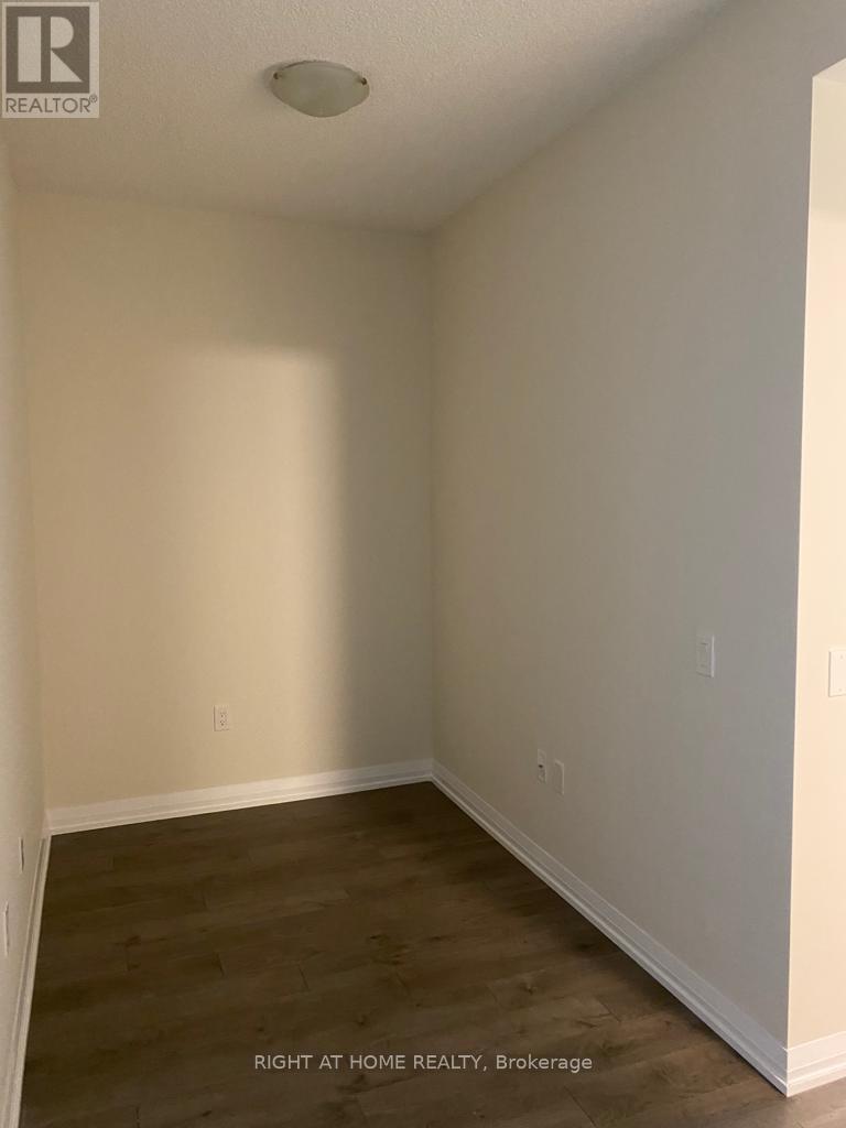 506 - 65 Watergarden Drive, Mississauga, Ontario  L5R 0G9 - Photo 10 - W13491512