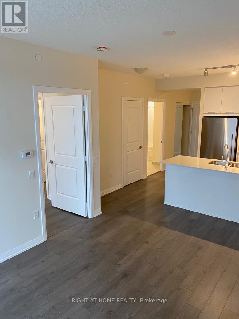 506 - 65 Watergarden Drive, Mississauga, Ontario  L5R 0G9 - Photo 2 - W13491512