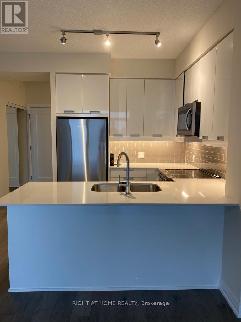 506 - 65 Watergarden Drive, Mississauga, Ontario  L5R 0G9 - Photo 3 - W13491512