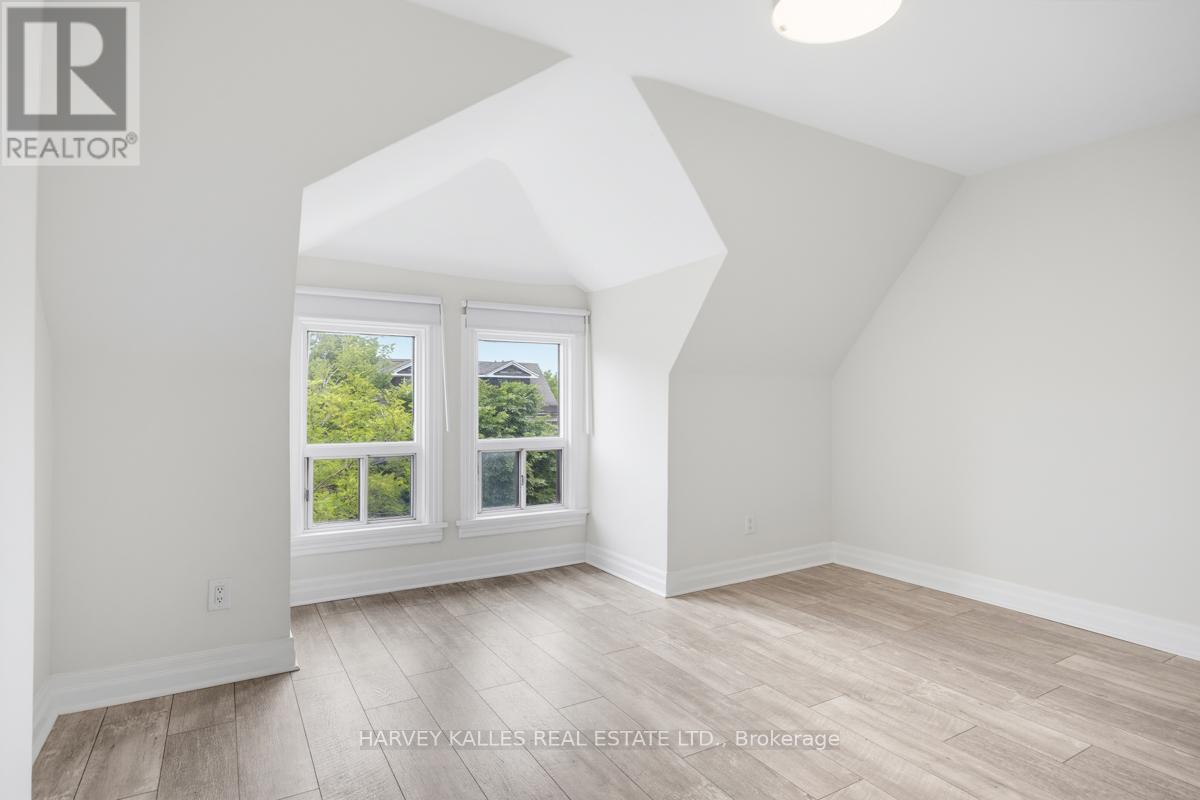 Upper - 910 Bloor Street W, Toronto, Ontario  M6H 1L1 - Photo 19 - W13466090