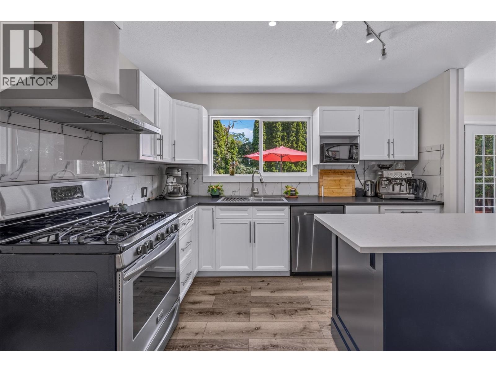 675 Robinson Avenue, Naramata, British Columbia  V0H 1N1 - Photo 5 - 10391765