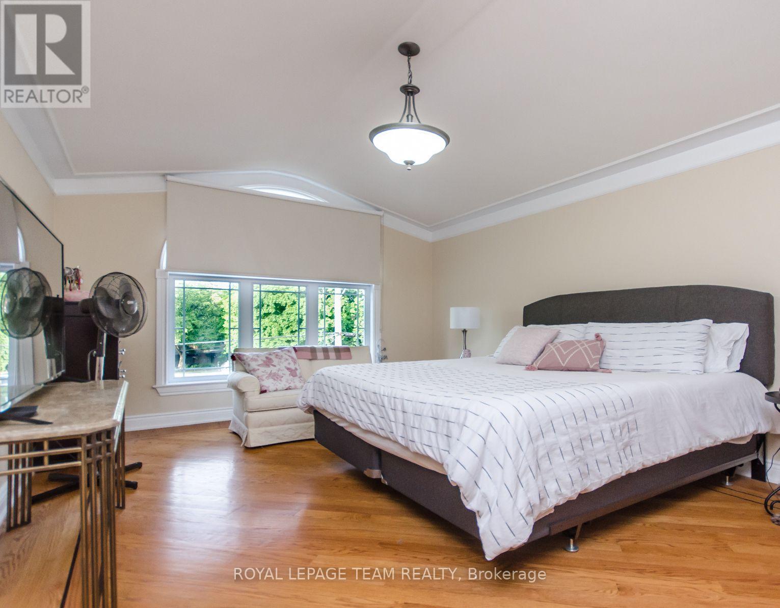 A - 526 Hilson Avenue, Ottawa, Ontario  K1Z 6C8 - Photo 12 - X13491584