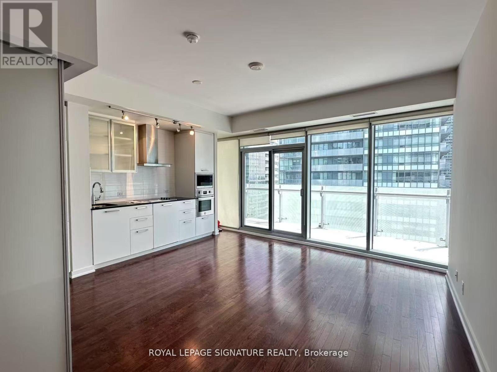 2401 - 14 York Street, Toronto, Ontario  M5J 2Z2 - Photo 2 - C13491566