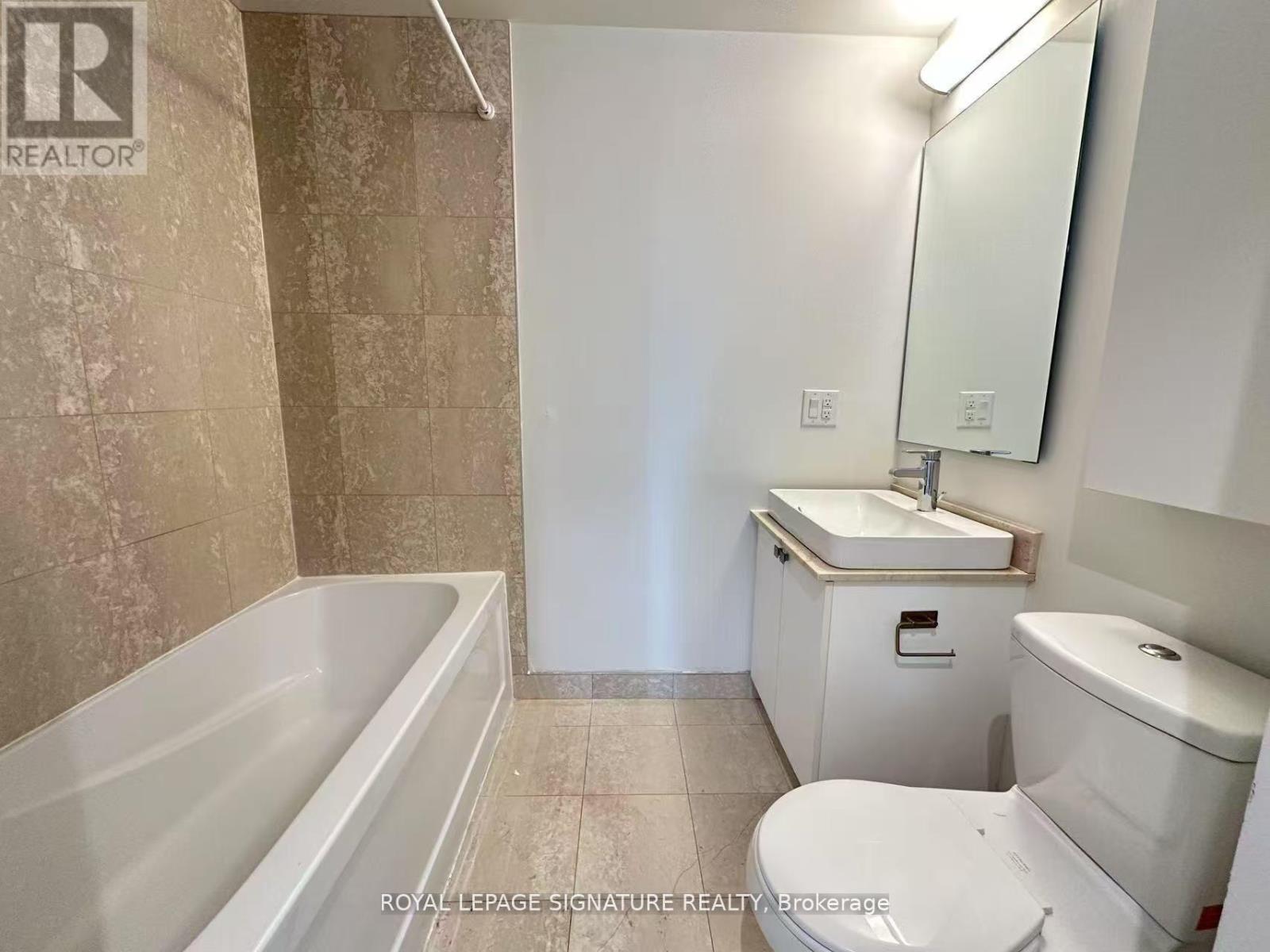 2401 - 14 York Street, Toronto, Ontario  M5J 2Z2 - Photo 7 - C13491566