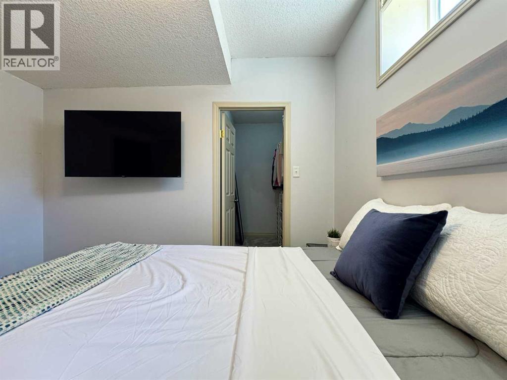 2 Riverbrook Close W, Lethbridge, Alberta  T1K 7P2 - Photo 38 - A2298066