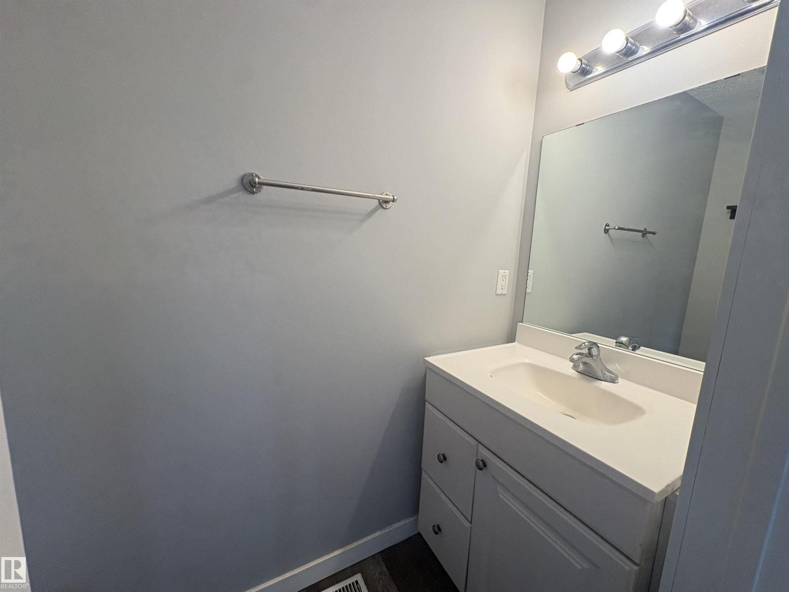 Unknown Address, ,    - Photo 12 - E4491546
