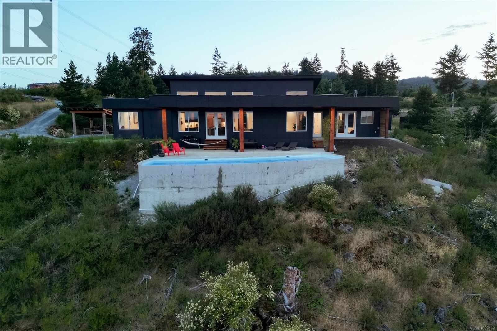 3979 Goldstream Heights Dr, Shawnigan Lake, British Columbia  V8H 2J1 - Photo 38 - 1039432