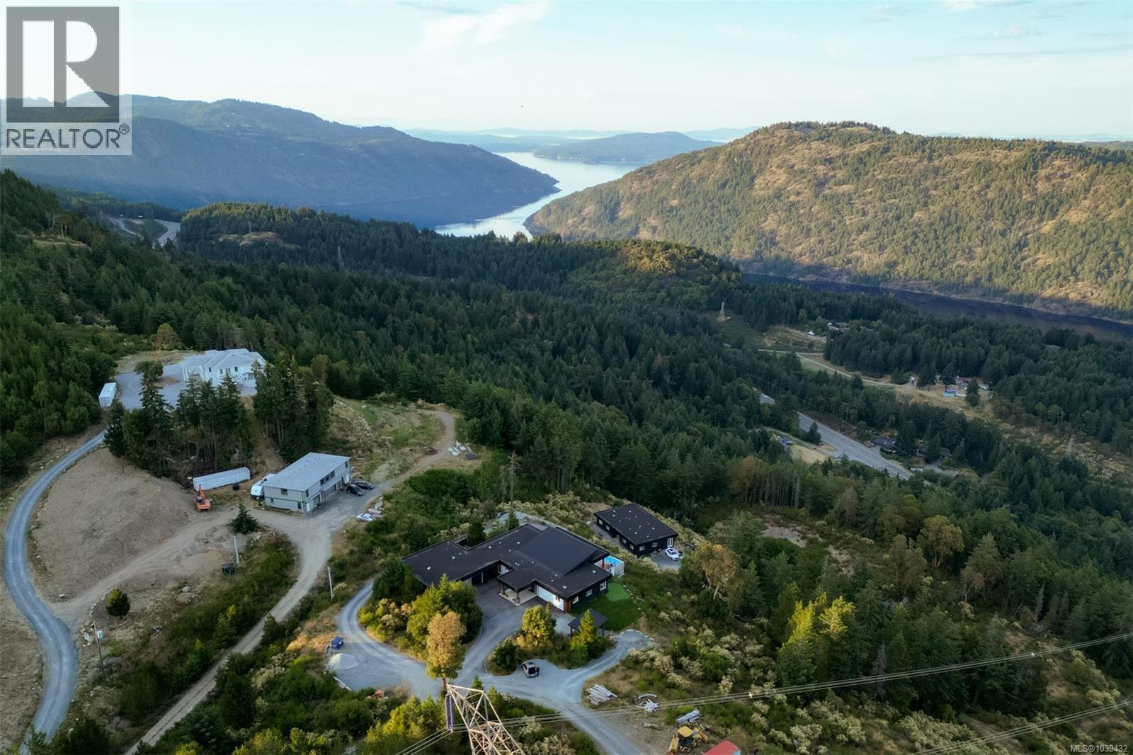 3979 Goldstream Heights Dr, Shawnigan Lake, British Columbia  V8H 2J1 - Photo 66 - 1039432