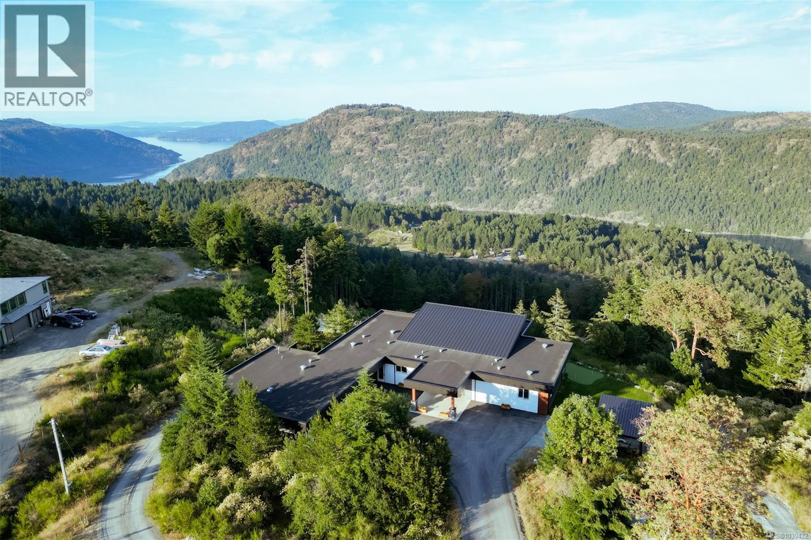 3979 Goldstream Heights Dr, Shawnigan Lake, British Columbia  V8H 2J1 - Photo 51 - 1039432