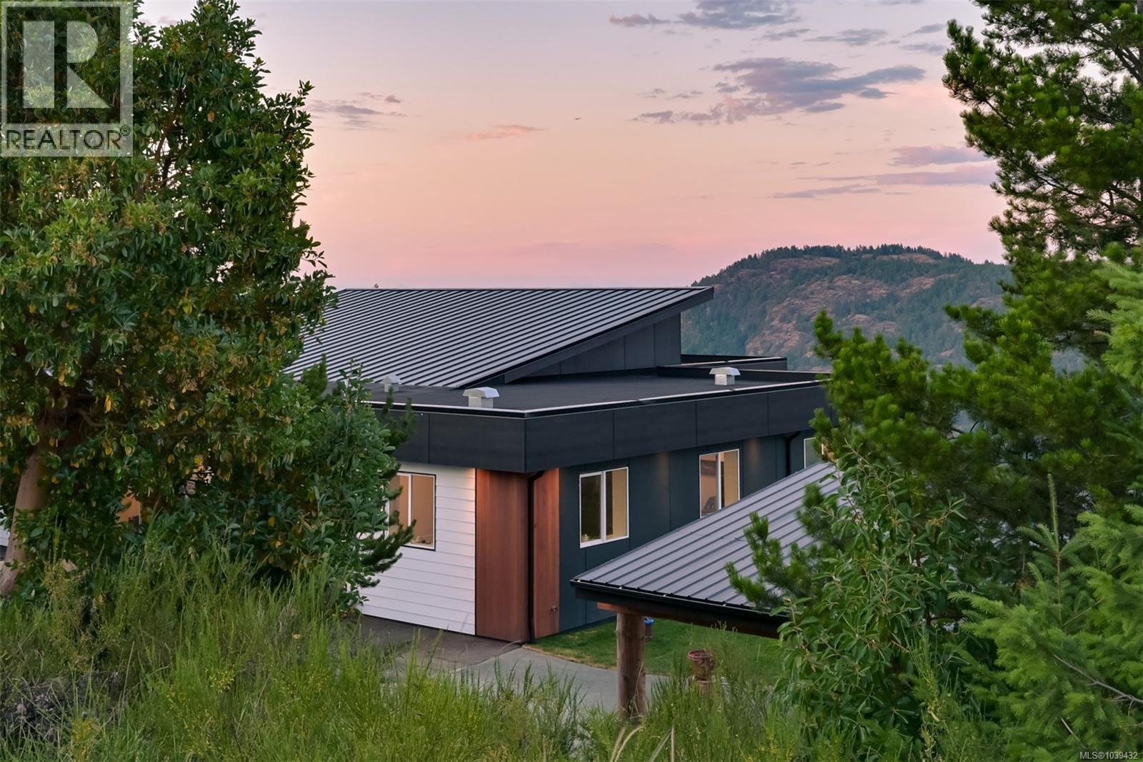 3979 Goldstream Heights Dr, Shawnigan Lake, British Columbia  V8H 2J1 - Photo 65 - 1039432