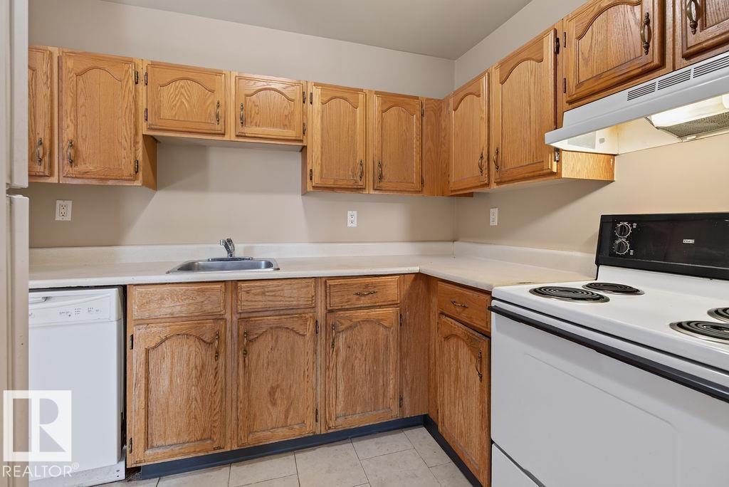 #603 10175 109 St NW, Edmonton, Alberta  T5J 3P2 - Photo 4 - E4495732