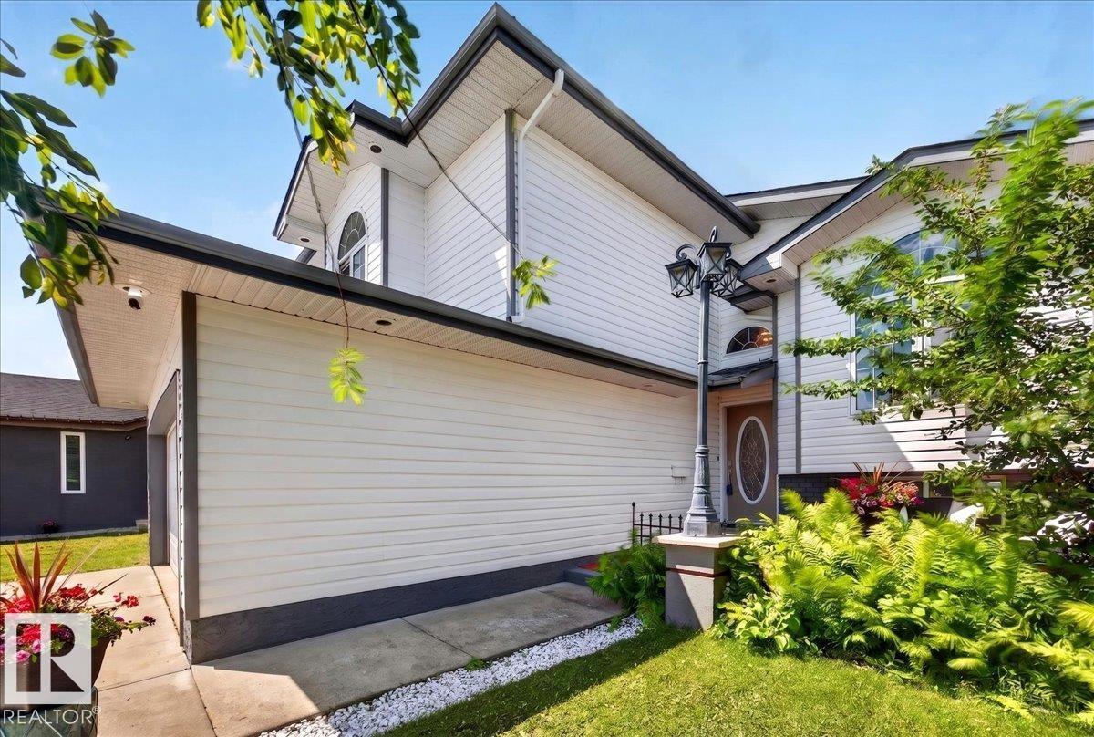 5120 157 Av NW, Edmonton, Alberta  T5Y 2X5 - Photo 4 - E4495733