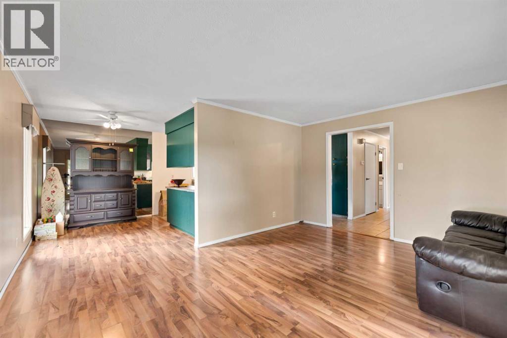 6756 Huntchester Road Ne, Calgary, Alberta  T2K 5E7 - Photo 11 - A2323997
