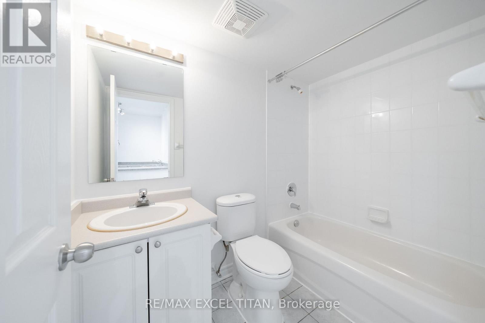 315 - 1407 Dupont Street, Toronto, Ontario  M6H 4J7 - Photo 8 - W13491600