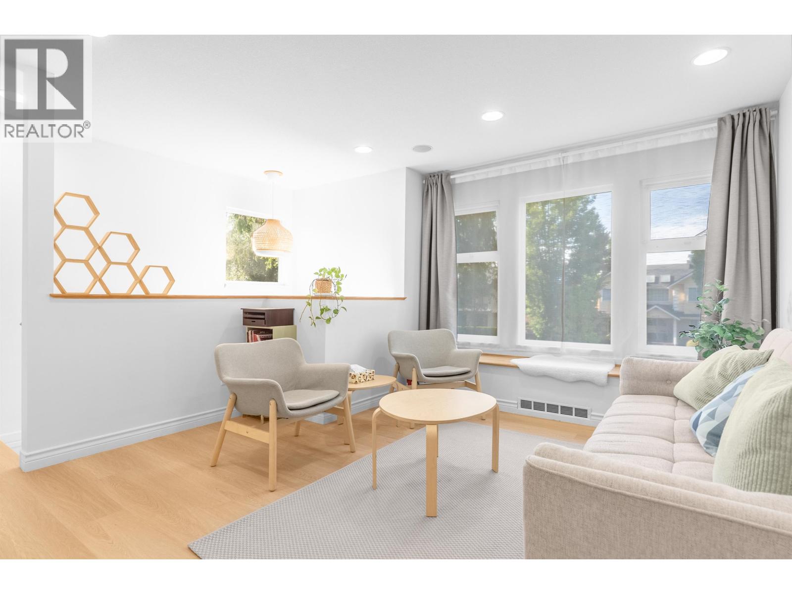2426 W 34th Avenue, Vancouver, British Columbia  V6M 1G7 - Photo 9 - R3140003