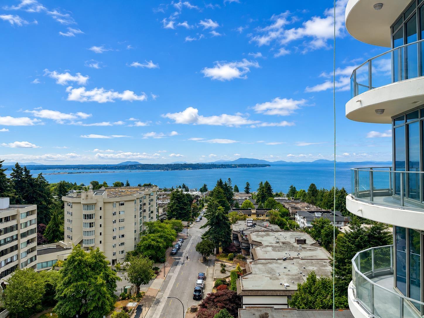 1003 1475 FOSTER STREET, White Rock