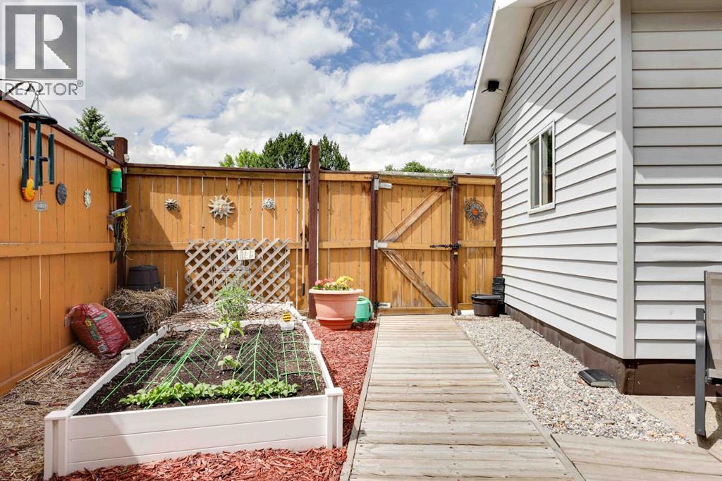 136 Abalone Place Ne, Calgary, Alberta  T2A 6N1 - Photo 28 - A2322403